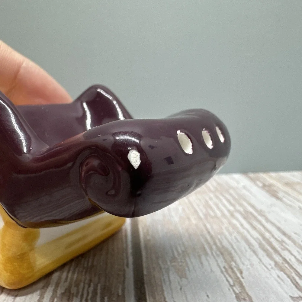 Vintage Minature Chair‎ *Pepper Shaker ONLY* Made In Korea